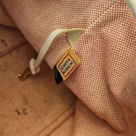 Dooney & Bourke Monogram Signature Drawstring Bucket Shoulder Bag White Leather - Picture 14 of 17